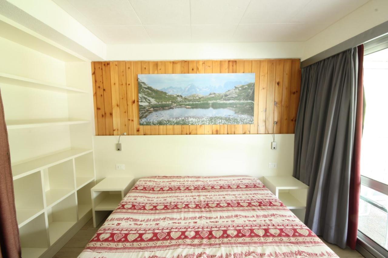 Marilleva 1400 Appartamenti Montana Екстериор снимка